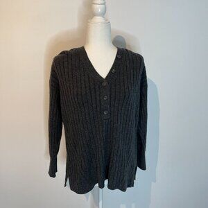 LOFT Gray V-Neck Sweater size Medium